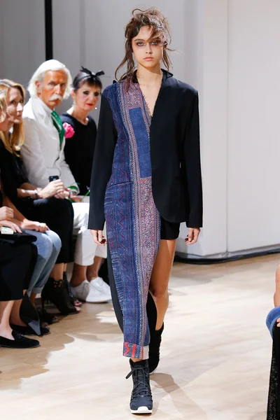 Look 46